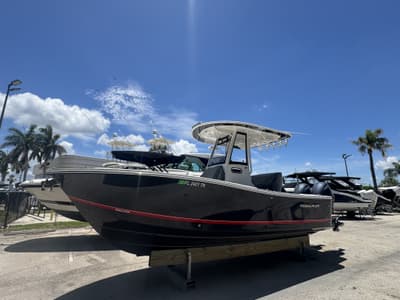 BOATZON | Regulator 23 2023 BOATZON | Regulator 23 2023