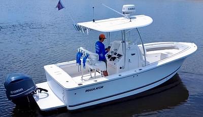 BOATZON | Regulator 23 FS Forward Seating YAMAHA 300hp 2016