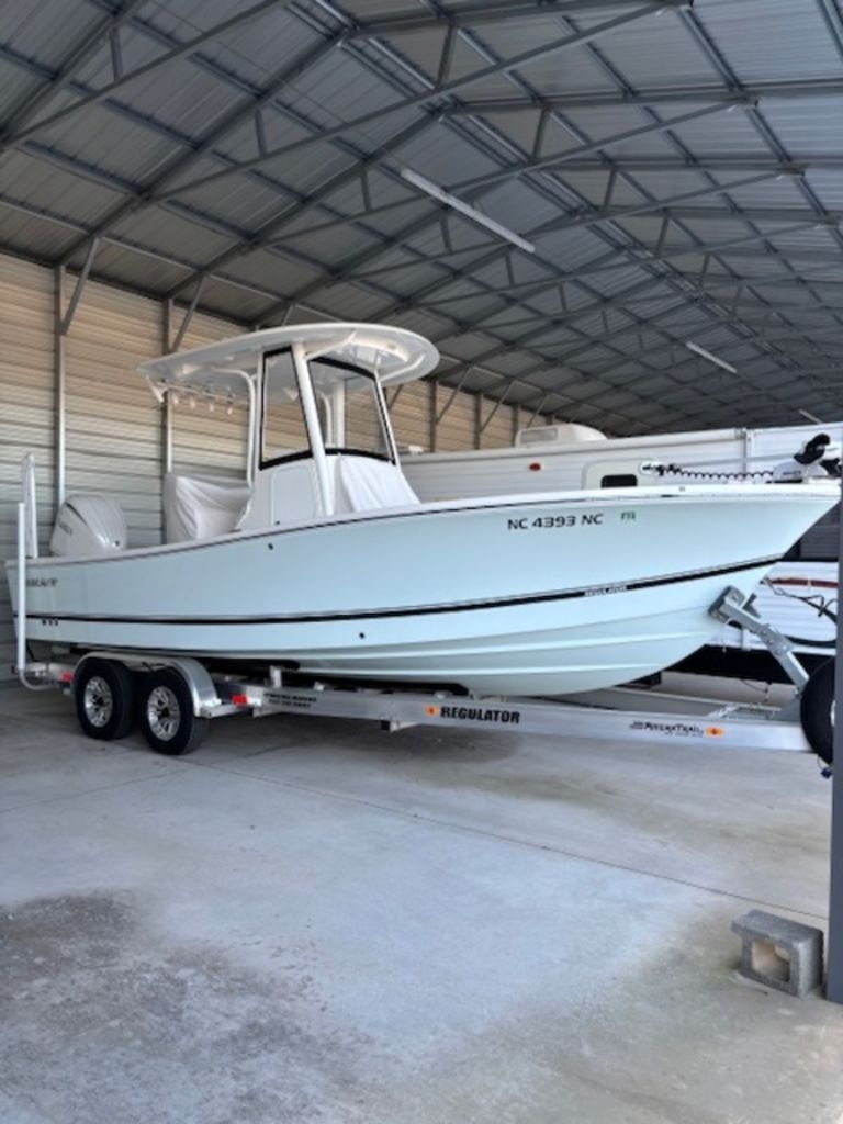 2024 Regulator 24XO - Sold Boat