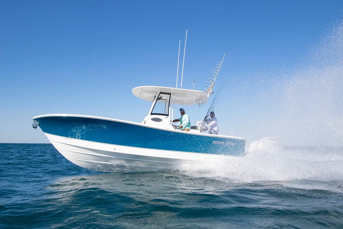 2027 Regulator 25 - Sold Boat