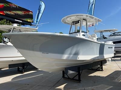 BOATZON | Regulator 25 CC 2025 BOATZON | Regulator 25 CC 2025