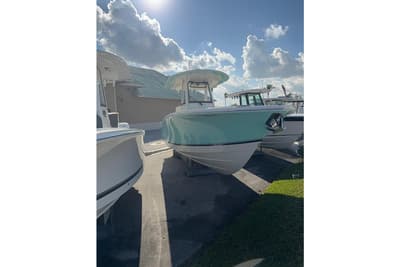 BOATZON | Regulator 28 2021 BOATZON | Regulator 28 2021