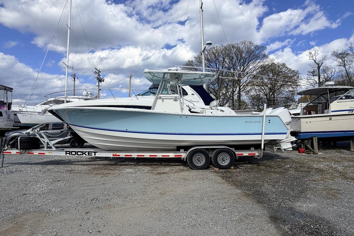 2006 Regulator 29 Forward Seating - Sold Boat