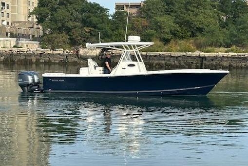 2017 Regulator 31 - Sold Boat