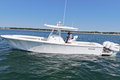 BOATZON | Regulator 34 2016