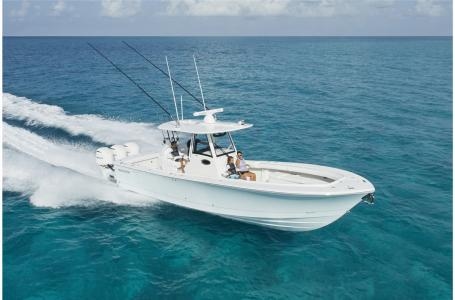 2022 Regulator Regulator 34 2022 - Sold Boat