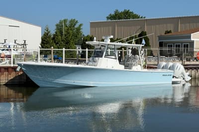 BOATZON | Regulator 35 2026 BOATZON | Regulator 35 2026