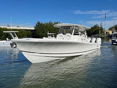 BOATZON | Regulator 41 2024 BOATZON | Regulator 41 2024