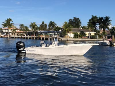 BOATZON | Renegade 25 Center Console 2016