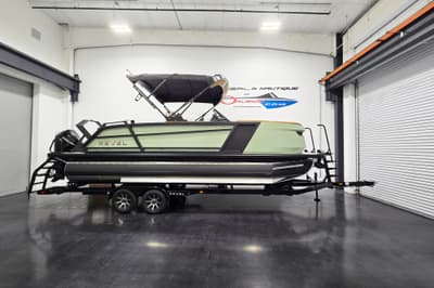 BOATZON | Revel RL23 2027