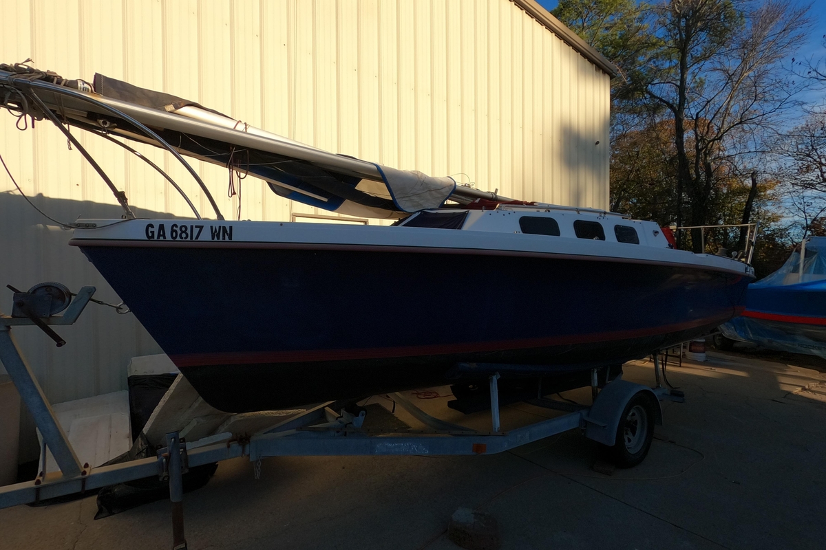 1986 Rhodes 22 - Sold Boat