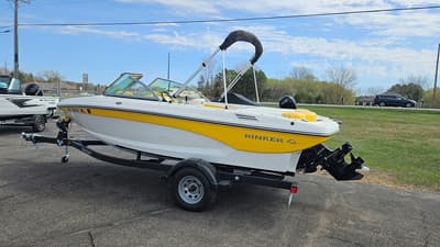 BOATZON | Rinker 186 2016