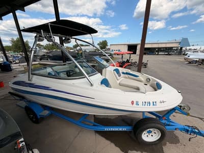 BOATZON | Rinker 196 Captiva 2012