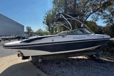 BOATZON | Rinker 226 Captiva Bowrider 2008