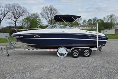 BOATZON | Rinker 236 Captiva Cuddy 2016 BOATZON | Rinker 236 Captiva Cuddy 2016