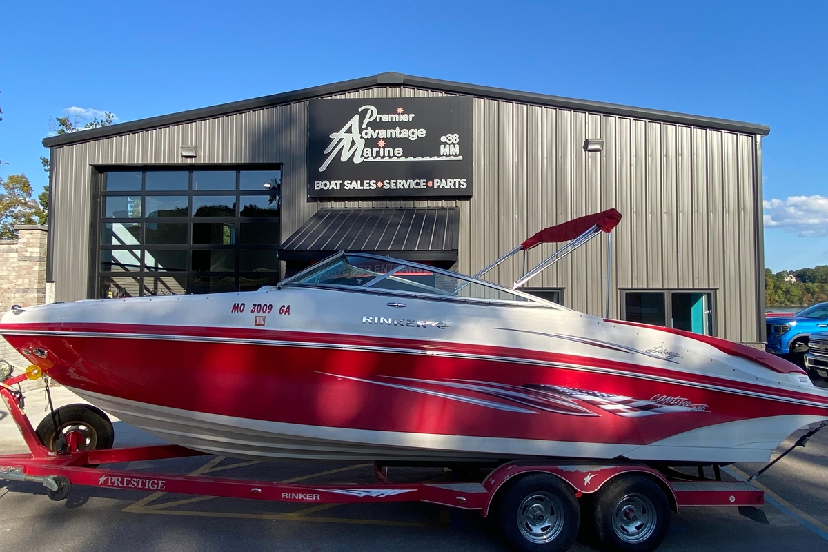 2008 Rinker 246 Captiva Bowrider - Sold Boat