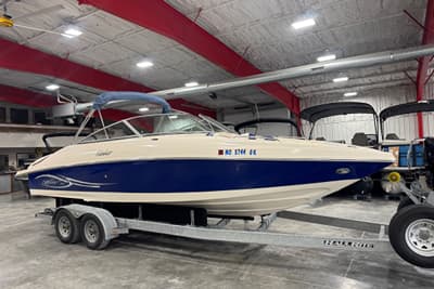 BOATZON | Rinker 262 Captiva Bowrider 2004