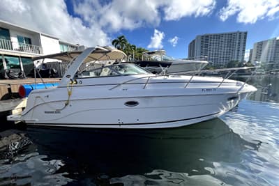 BOATZON | Rinker 300 Express Cruiser 2009