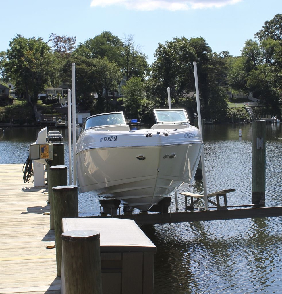 2013 Rinker CAPTIVA 246 - Sold Boat