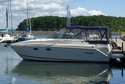 BOATZON | Rinker Fiesta Vee 270 2003