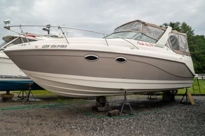 BOATZON | Rinker Fiesta Vee 270 2005