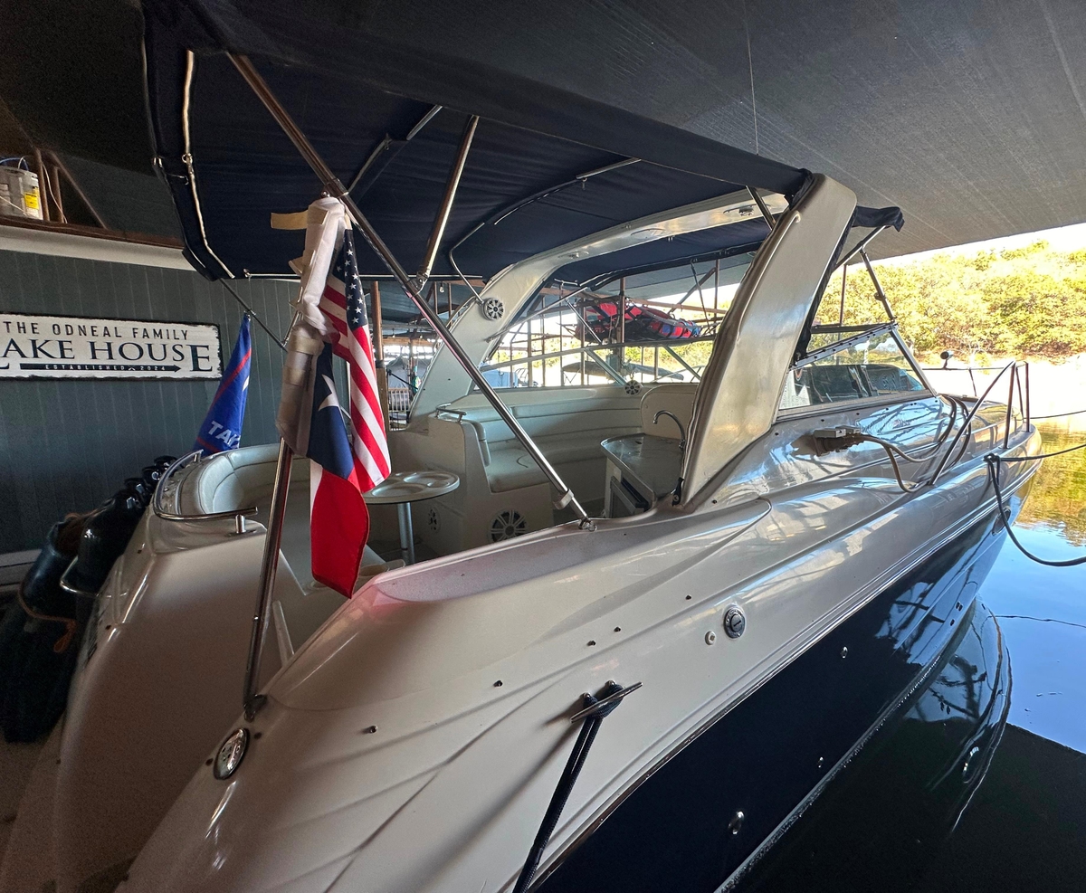 2003 Rinker Fiesta Vee 312 - Sold Boat