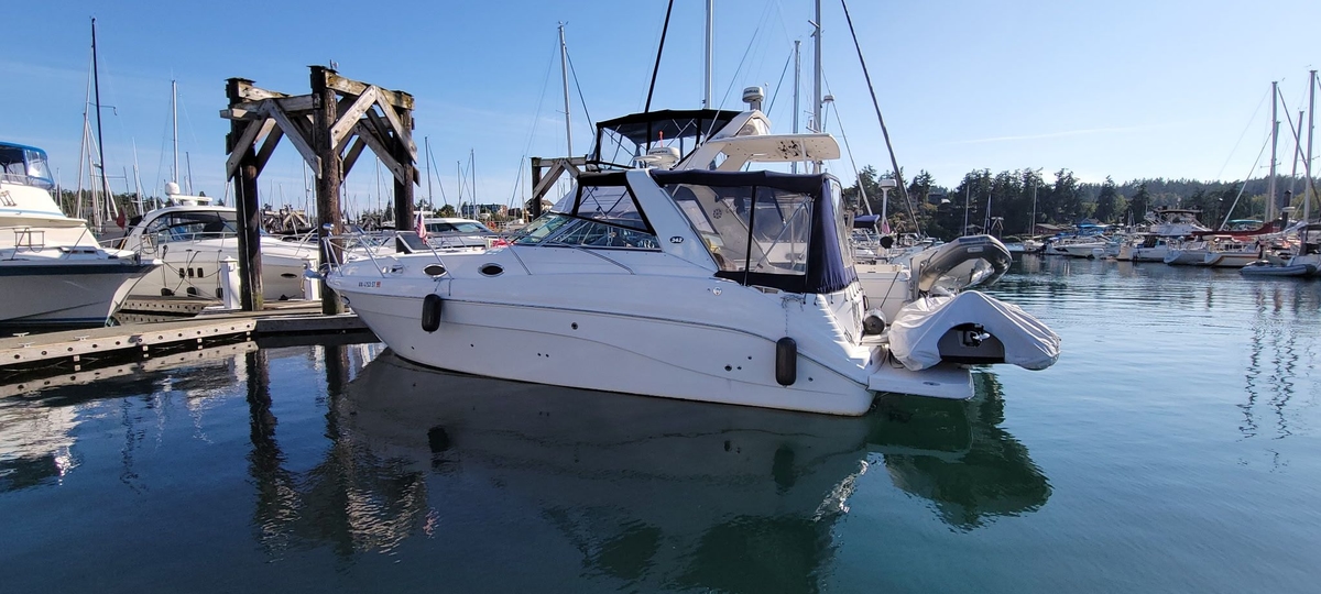 2006 Rinker Fiesta Vee 342 - Sold Boat