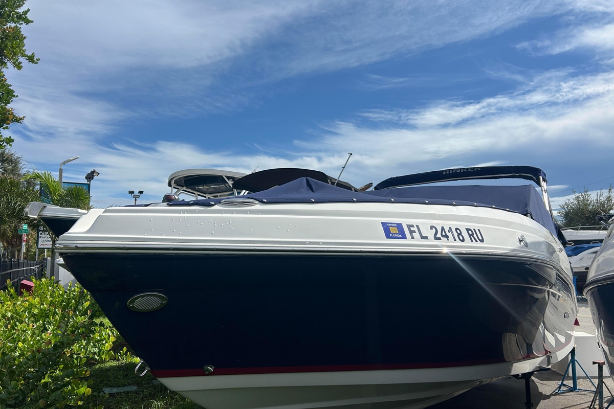 2018 Rinker Q5 BR - Sold Boat