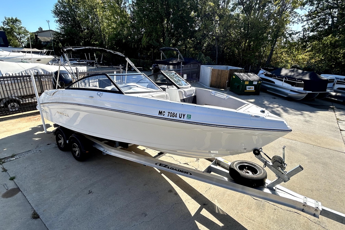 2018 Rinker Q5 OB - Sold Boat