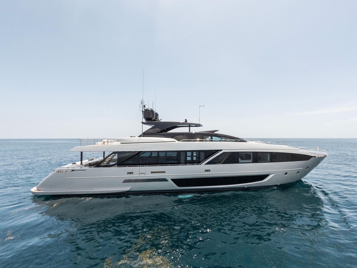 2023 Riva 110 Dolcevita - Sold Boat