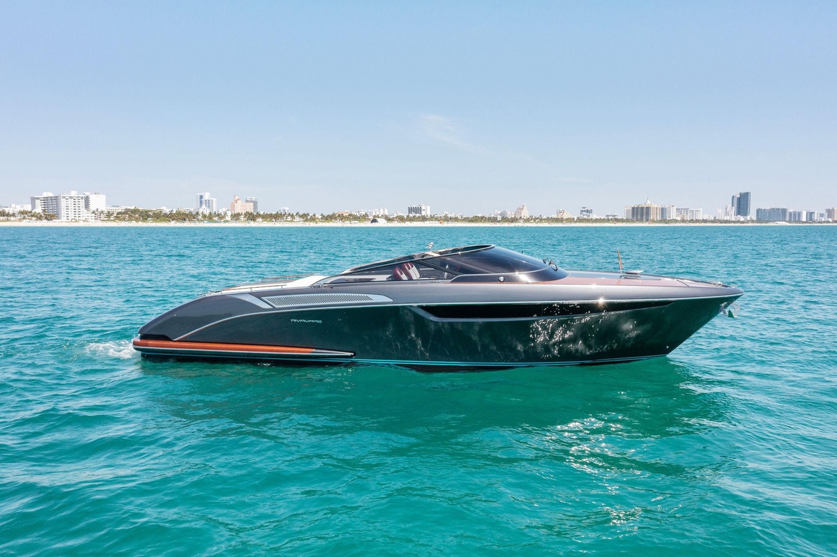 2022 Riva 38 Rivamare - Sold Boat