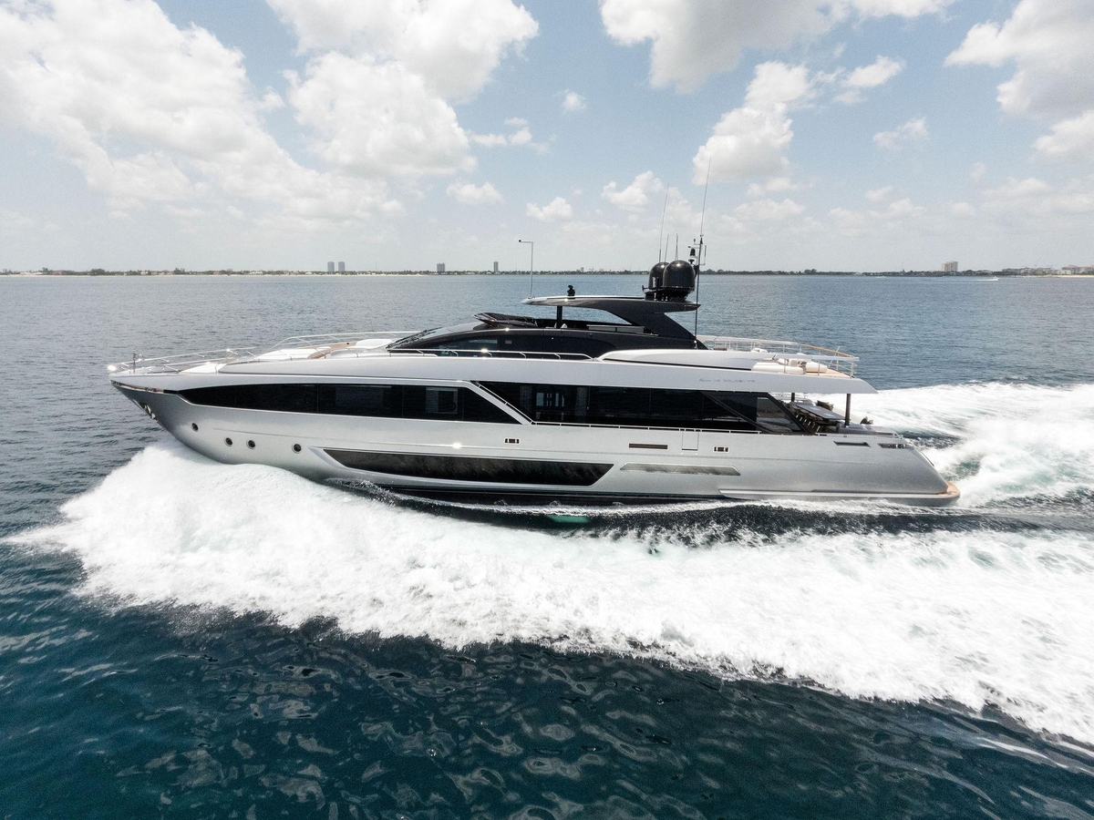 2023 Riva Dolcevita - Sold Boat