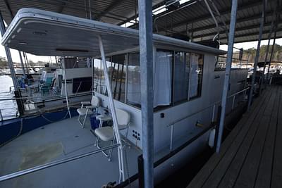 BOATZON | River Queen 38 Houseboat 1972 BOATZON | River Queen 38 Houseboat 1972