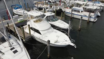 BOATZON | Riviera 37 Convertible 2002 BOATZON | Riviera 37 Convertible 2002