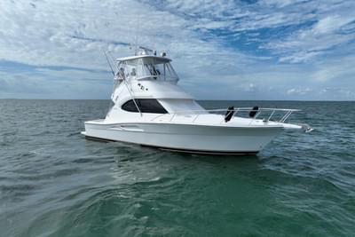 BOATZON | Riviera 37 Flybridge 2005