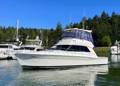 BOATZON | Riviera 43 Open Flybridge 1997
