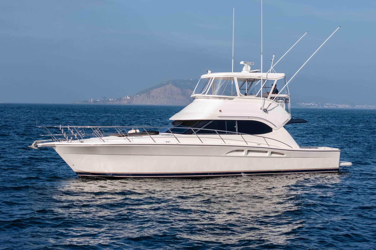 2005 Riviera 47 Convertible - Sold Boat