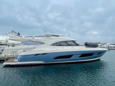 BOATZON | Riviera 4800 Sport Yacht 2020
