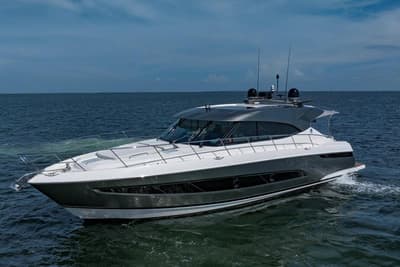 BOATZON | Riviera 5400 Sport Yacht 2023