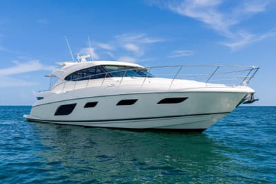 BOATZON | Riviera 6000 Sport Yacht 2019