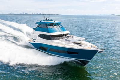 BOATZON | Riviera 72 Sports Motor Yacht 2025