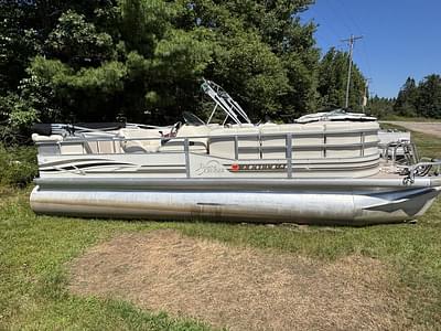 BOATZON | Riviera Cruiser 22 Pontoon 2001 BOATZON | Riviera Cruiser 22 Pontoon 2001