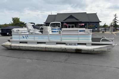BOATZON | Riviera Cruiser Fun Deck 22 1989 BOATZON | Riviera Cruiser Fun Deck 22 1989