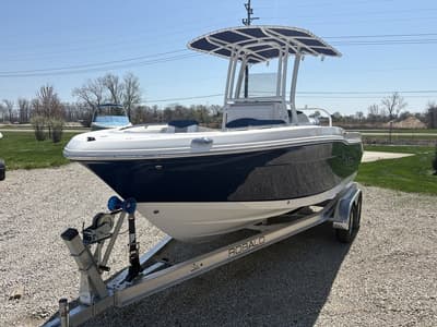 BOATZON | Robalo 202 Explorer 2026