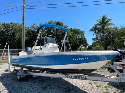 BOATZON | Robalo 206 Cayman 2017