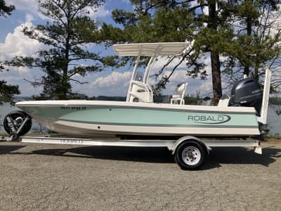 BOATZON | Robalo 206 Cayman 2020