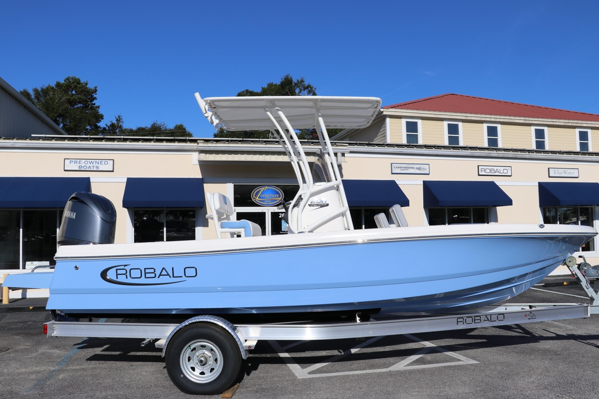 2024 Robalo 206 Cayman - Sold Boat