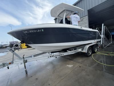 BOATZON | Robalo 222 Explorer 2018