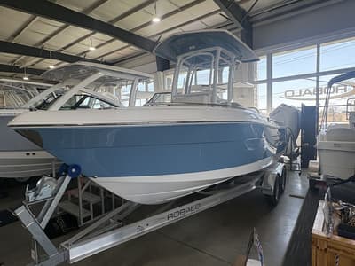 BOATZON | Robalo 222 Explorer 2026