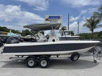 BOATZON | Robalo 226 Cayman 2015